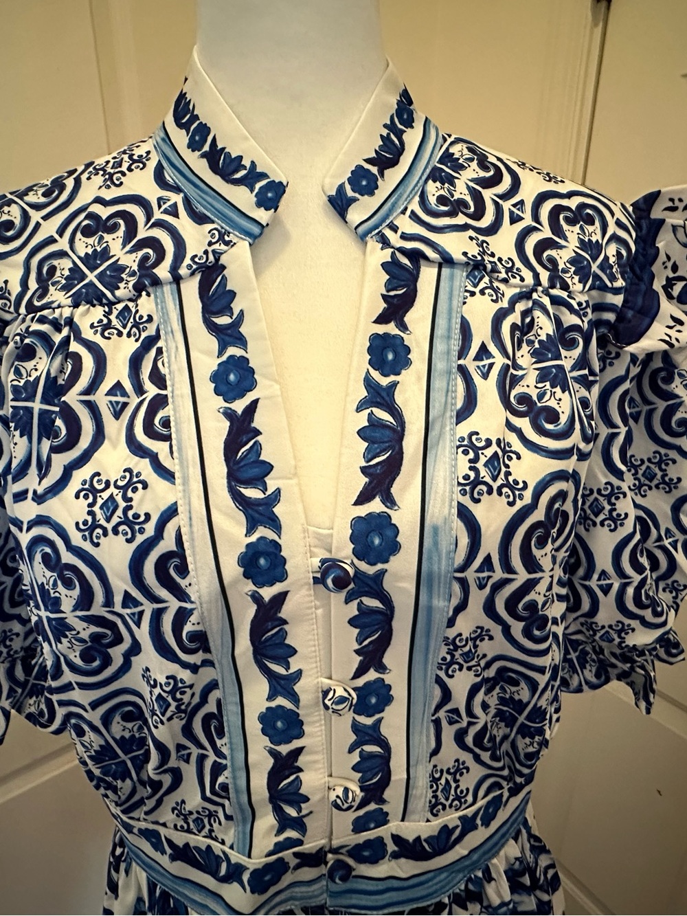 Lai Meng Five Cats Mini Dress Women's  Blue White Floral Puff Sleeve NWT Size M - Picture 2 of 9
